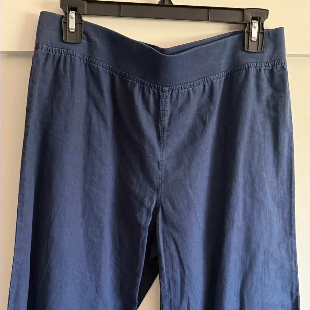 XCVI Navy Wide-Leg Cropped Pants - Picture 2 of 4